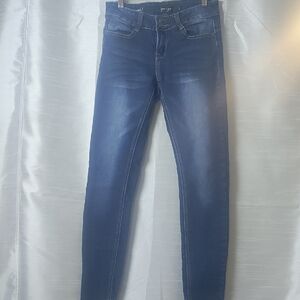 Hype Jeans Blue Skinny Jeans with‎ Modern Fade Size 5 Young